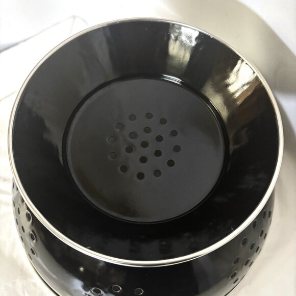 Colander Black Powder Coated Enamel  5 Qt Size - Picture 5 of 14
